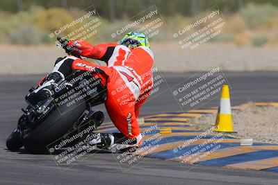 media/Sep-25-2023-Moto Forza (Mon) [[81ffa65e0a]]/B-C Group/Session 4 (Turn 2 Backside)/